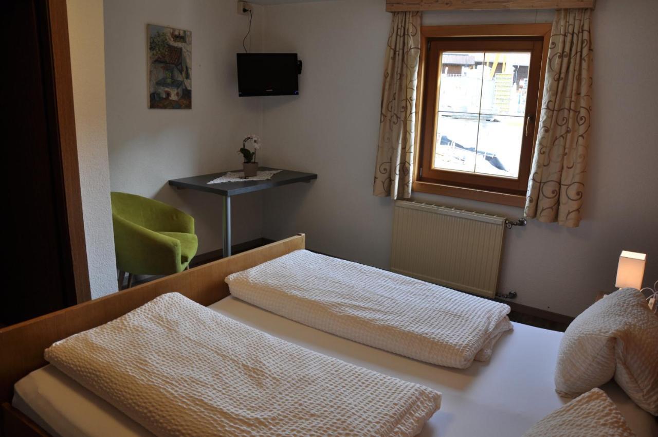 Berghof Hotel Berwang Bagian luar foto